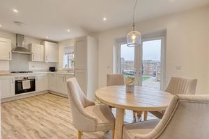 Kitchen/Diner- click for photo gallery